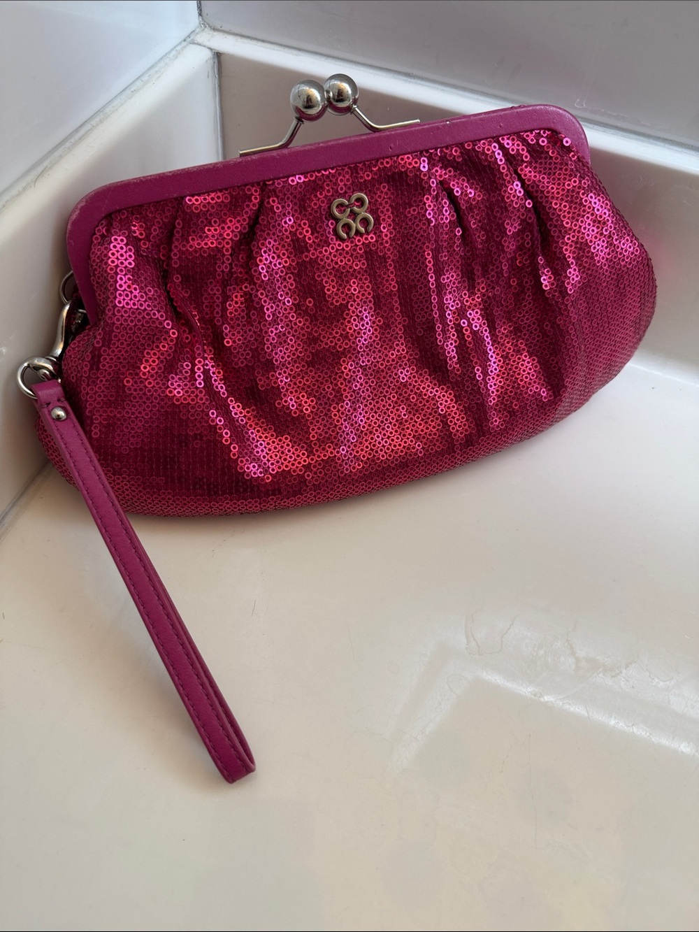 Coach 2010 Hot Pink Sequin Wristlet Kiss lock Clutch